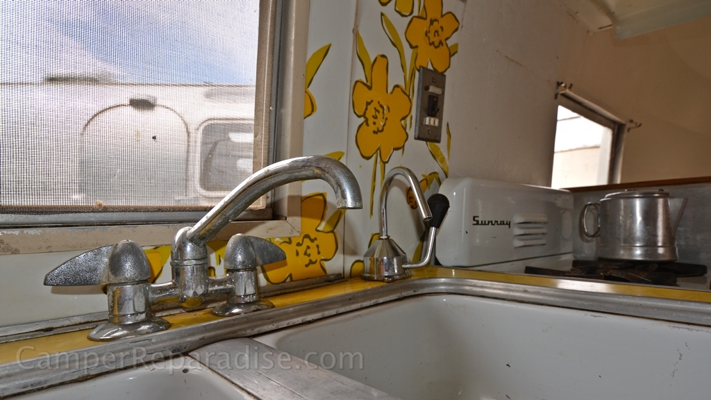 FlyingSink2