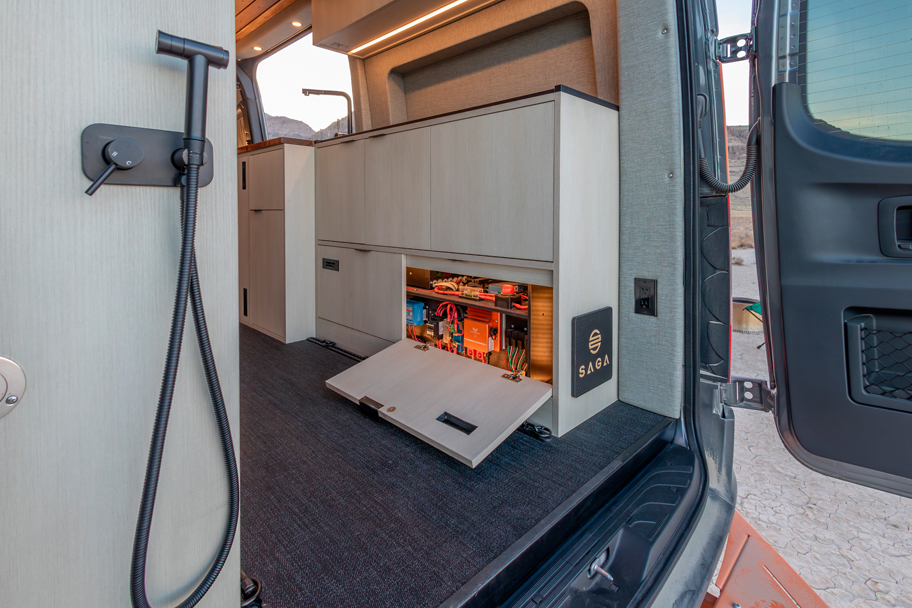 SAGA Vans Team Van Sprinter 144 interior 48 volt power system
