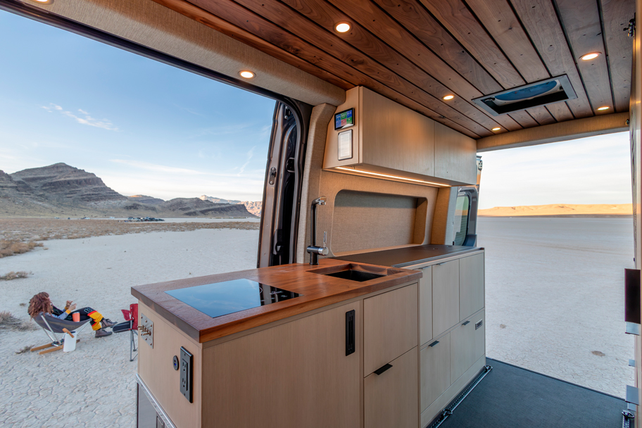 SAGA Vans Team Van Sprinter 144 interior wide open